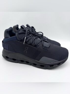 On Cloudnova 2 Black Running Sneakers Women Size 7 Athletic Shoes Excellent